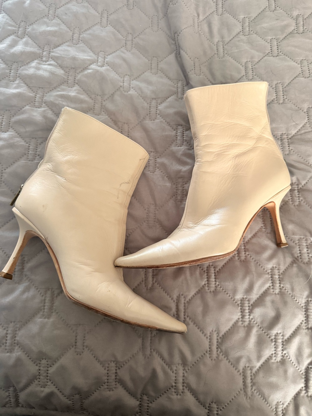 AUTHENTIC JIMMY CHOO CREAM Leather Lily Ankle Boots
